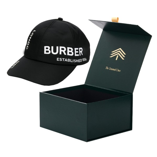 Caja de regalo con gorra personalizada