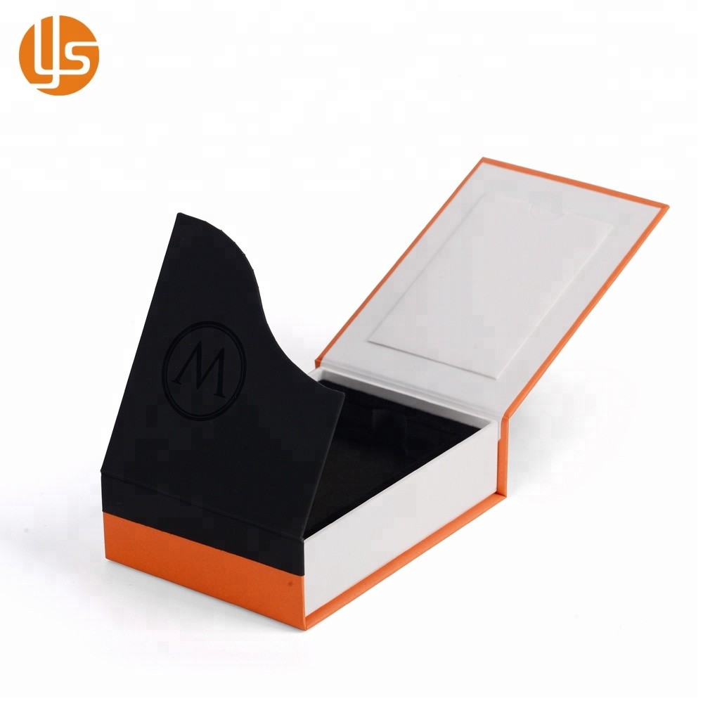Logo polychrome personnalisé imprimé petite boîte d'emballage cadeau en papier carton rigide à fermeture magnétique