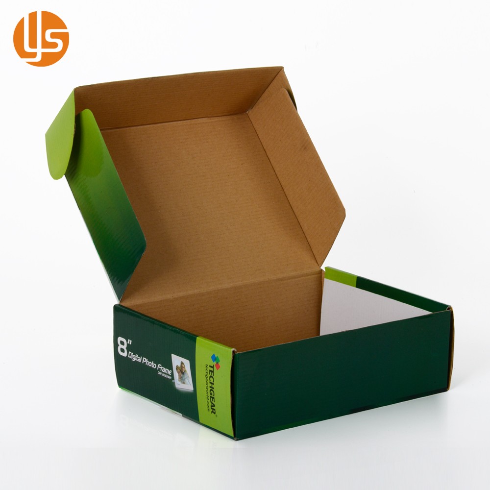 Product Information  Size	 27x20x9 cm Material	250g  CCNB  +E flute corrugated  Box Shape	Corrugated Mailer Box Surface treatment	Glossy Lamination Optional Features (Make to Order)  Material	  (1) 250 /300 gsm CCNB or Kraft paper   (2) B / E / Double E f