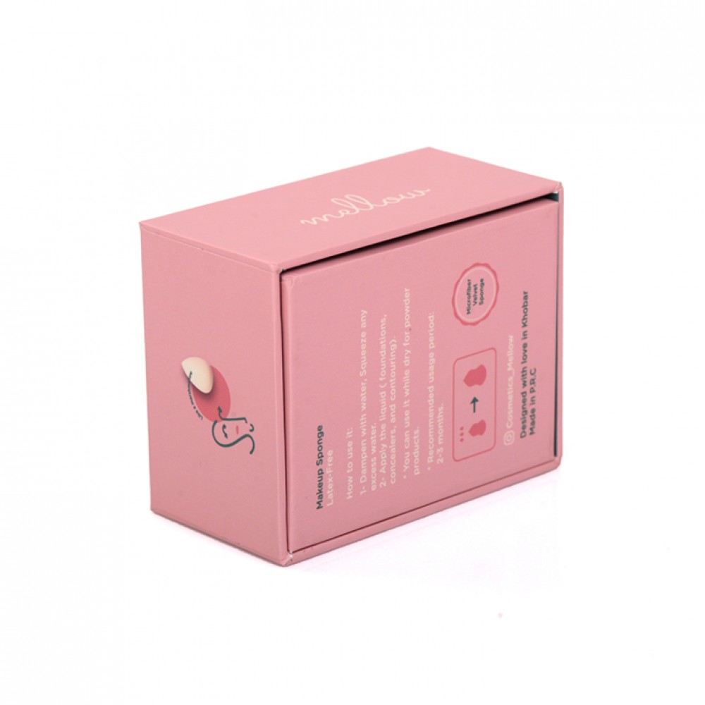 Небольшая подарочная коробка розового цвета на заказ из ПВХ-окна