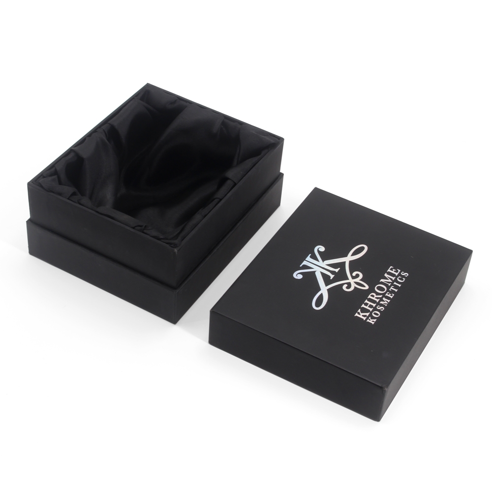 Rigid paper gift box with lid