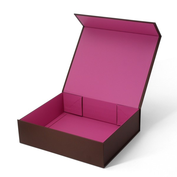 Custom folding magnetic box