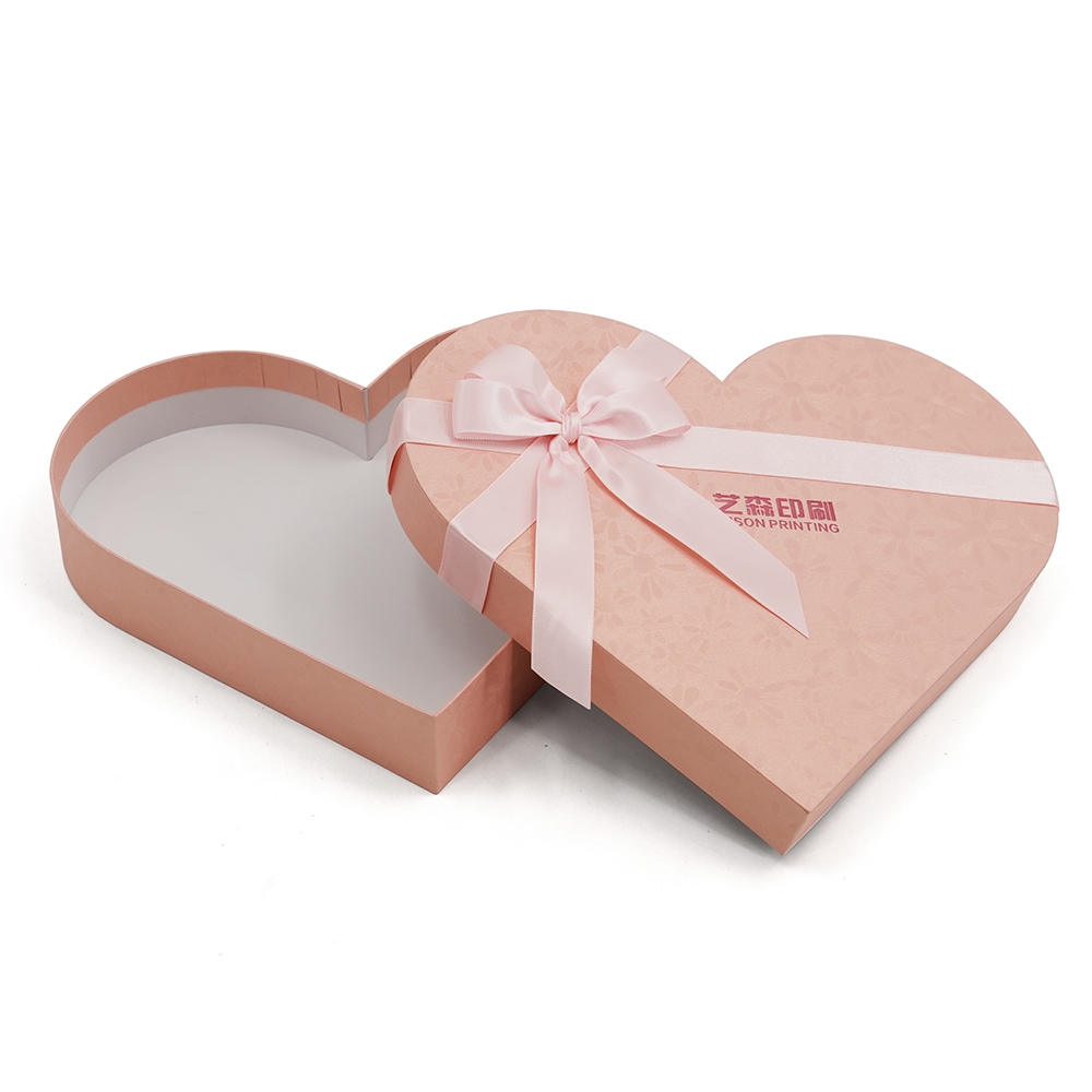 Boîtes coeur avec logo personnalisé